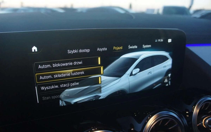 Mercedes-Benz GLA cena 179000 przebieg: 10290, rok produkcji 2020 z Dobrzyca małe 667
